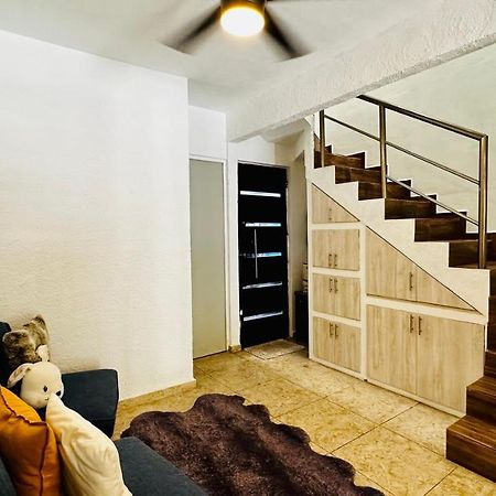Ferienwohnung Franks House "Shared House" Cancún Exterior foto