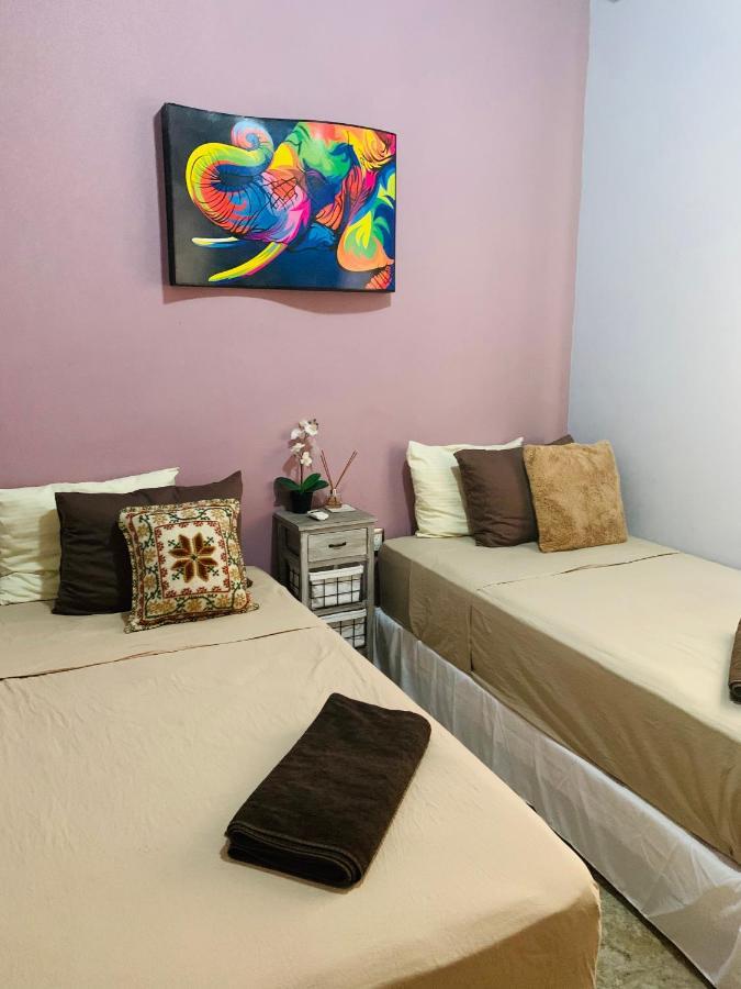 Ferienwohnung Franks House "Shared House" Cancún Exterior foto